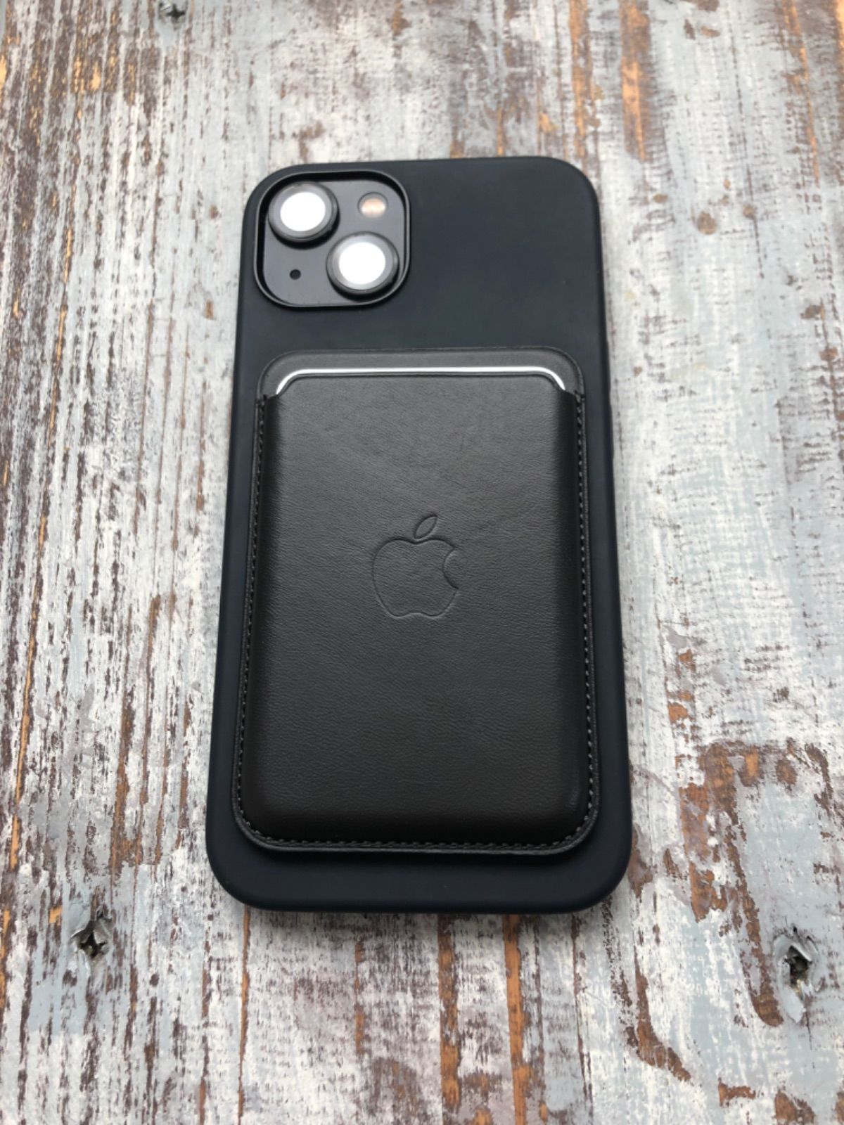 純正】MagSafe対応iPhoneレザーウォレット フォレストグリーン Amazon