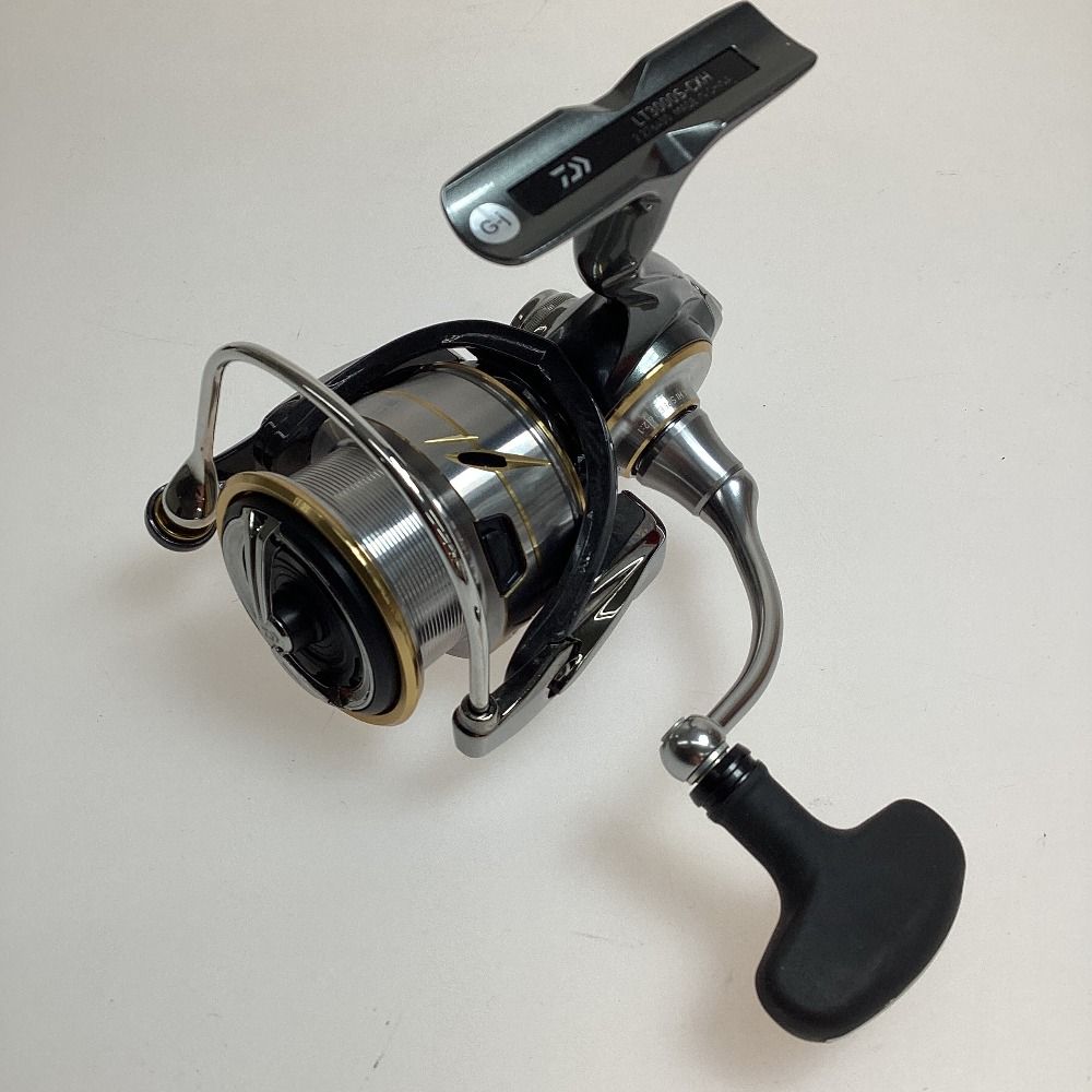 DAIWA ダイワ 釣り用品 リール スピニングリール 20ルビアス LT3000S