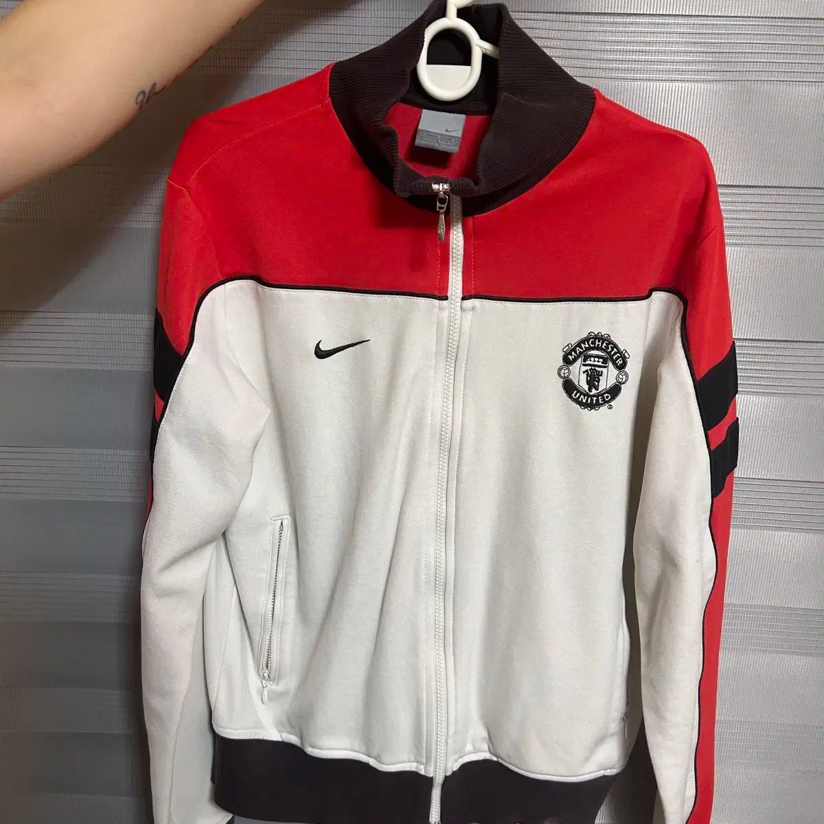 ナイキ マンチェスター ユナイテッド ジャージ