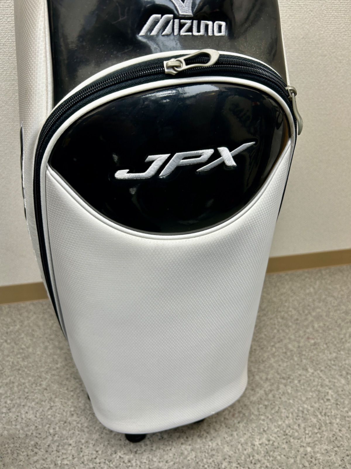 送料無料/新品 MIZUNO 高級キャディバックWHITExBLUE MIZUNO MIZUNO（ミズノ） Tour Cart キャディバッグ 5LJC2223