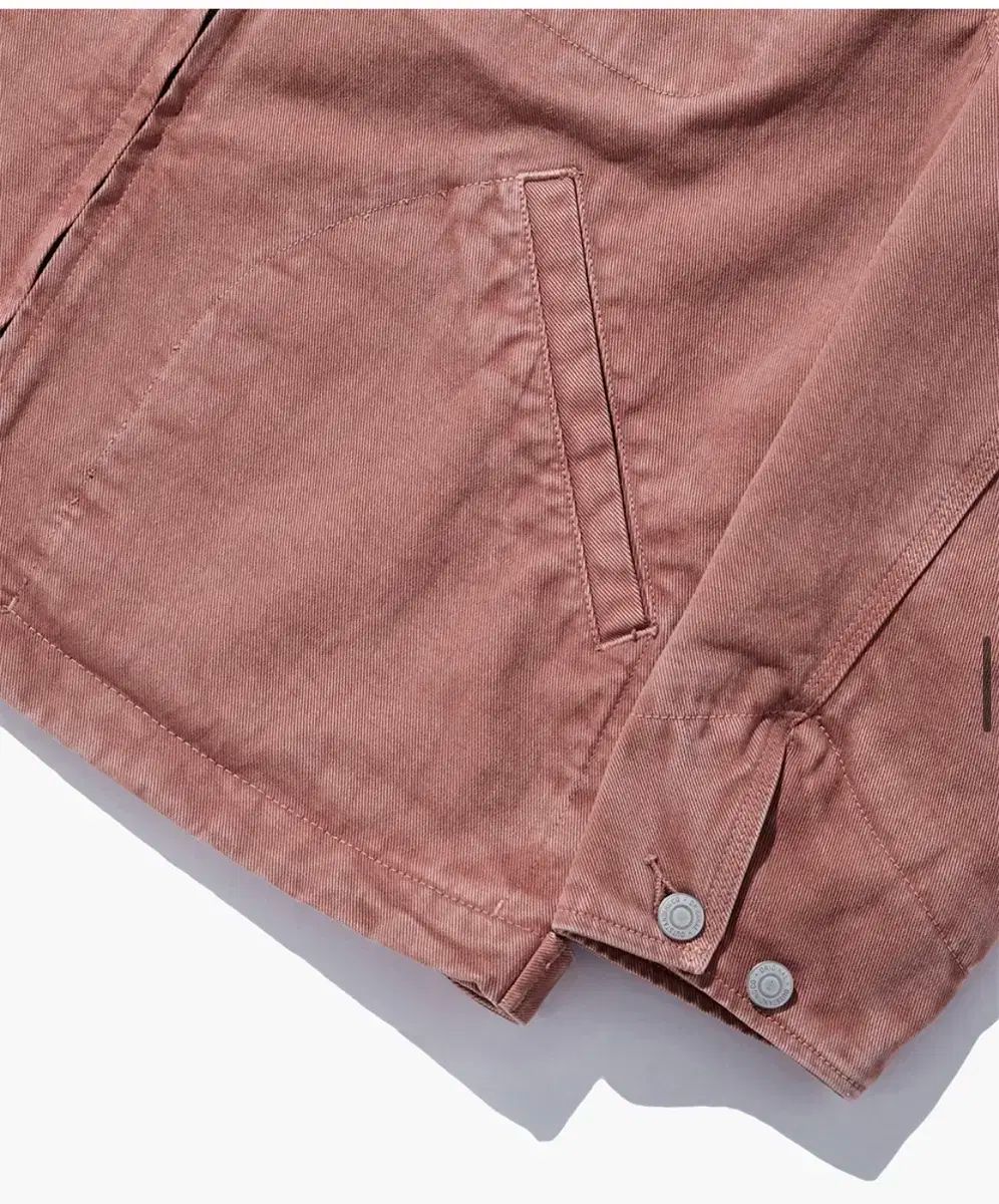 OUTSTANDING ウォークジャケット