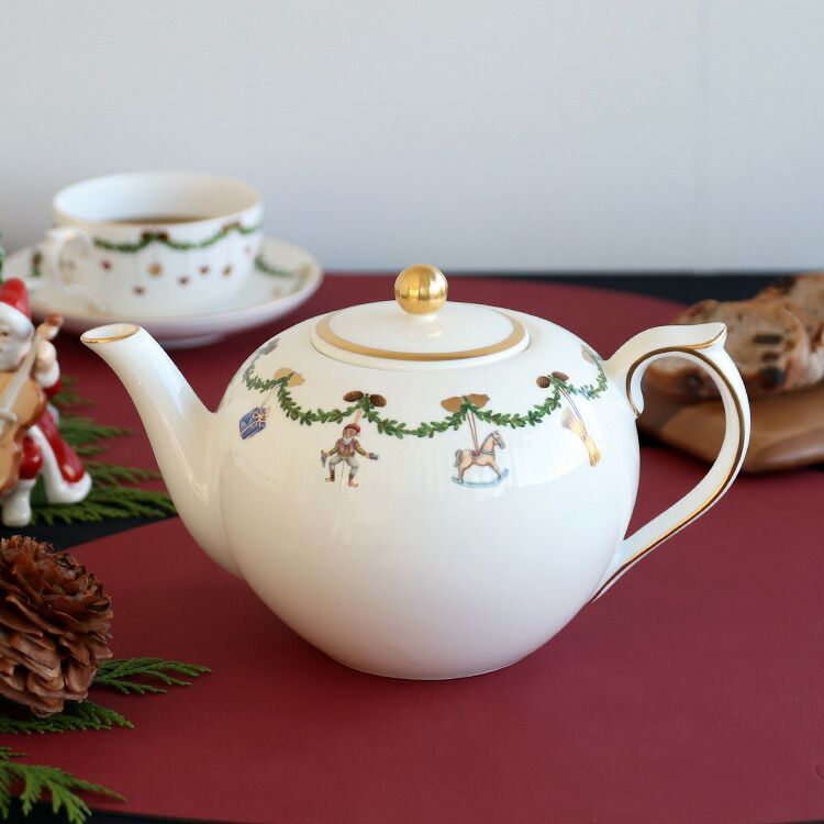 ロイヤルコペンハーゲン 2503 スターフルーテッド クリスマス 141 ティーポット 1200ml Royal Copenhagen Star Fluted Christmas ギフト 結婚祝い プレゼント 贈り物