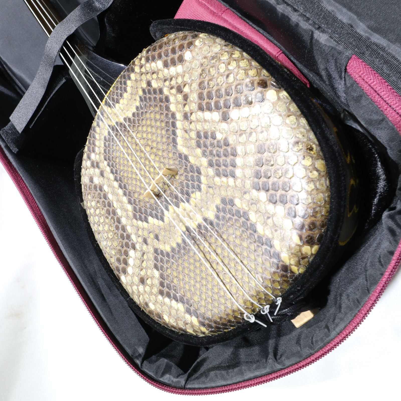 蛇本皮 沖縄三線 三味線 三線 ウチナー三味線 琉球三線 蛇皮線 本蛇皮 蛇皮 蛇革 ケース付き 付