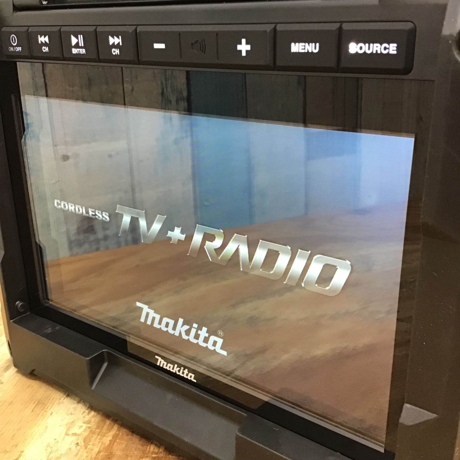 ☆マキタ(makita) コードレスラジオ付テレビ TV100【柏店】 - メルカリ