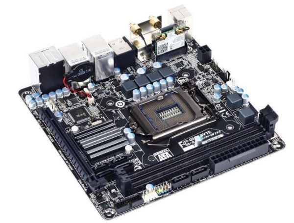 GIGABYTE GA-H97N-WIFI マザーボード インテル H97 LGA 1150(ソケットH3) ミニITX