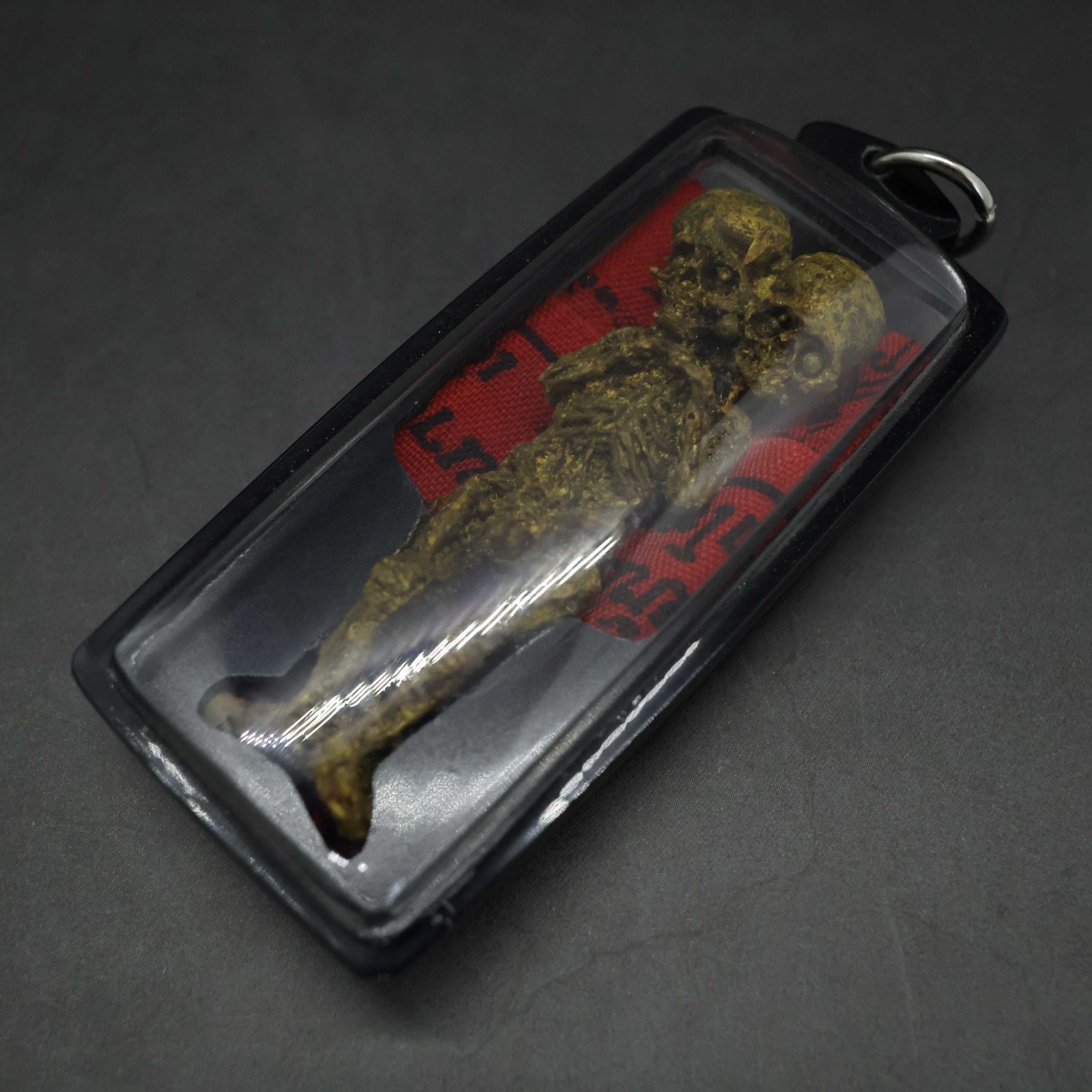 タイのお守り プラクルアン クマントーン クマントーン | JAMMIN