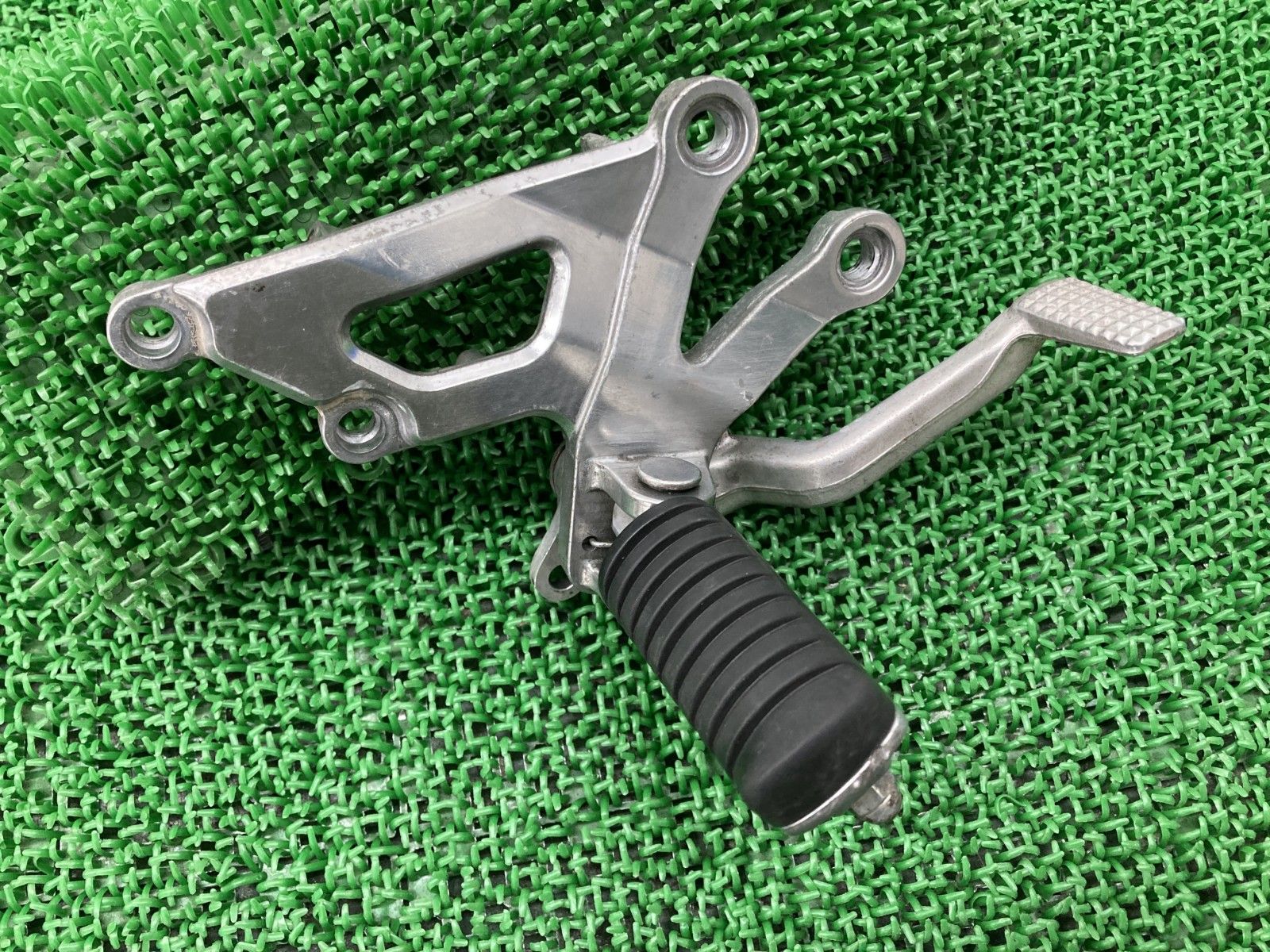 卸売 ZX-12R ステップ 右 1063 カワサキ 純正 バイク 部品 ZXT20A