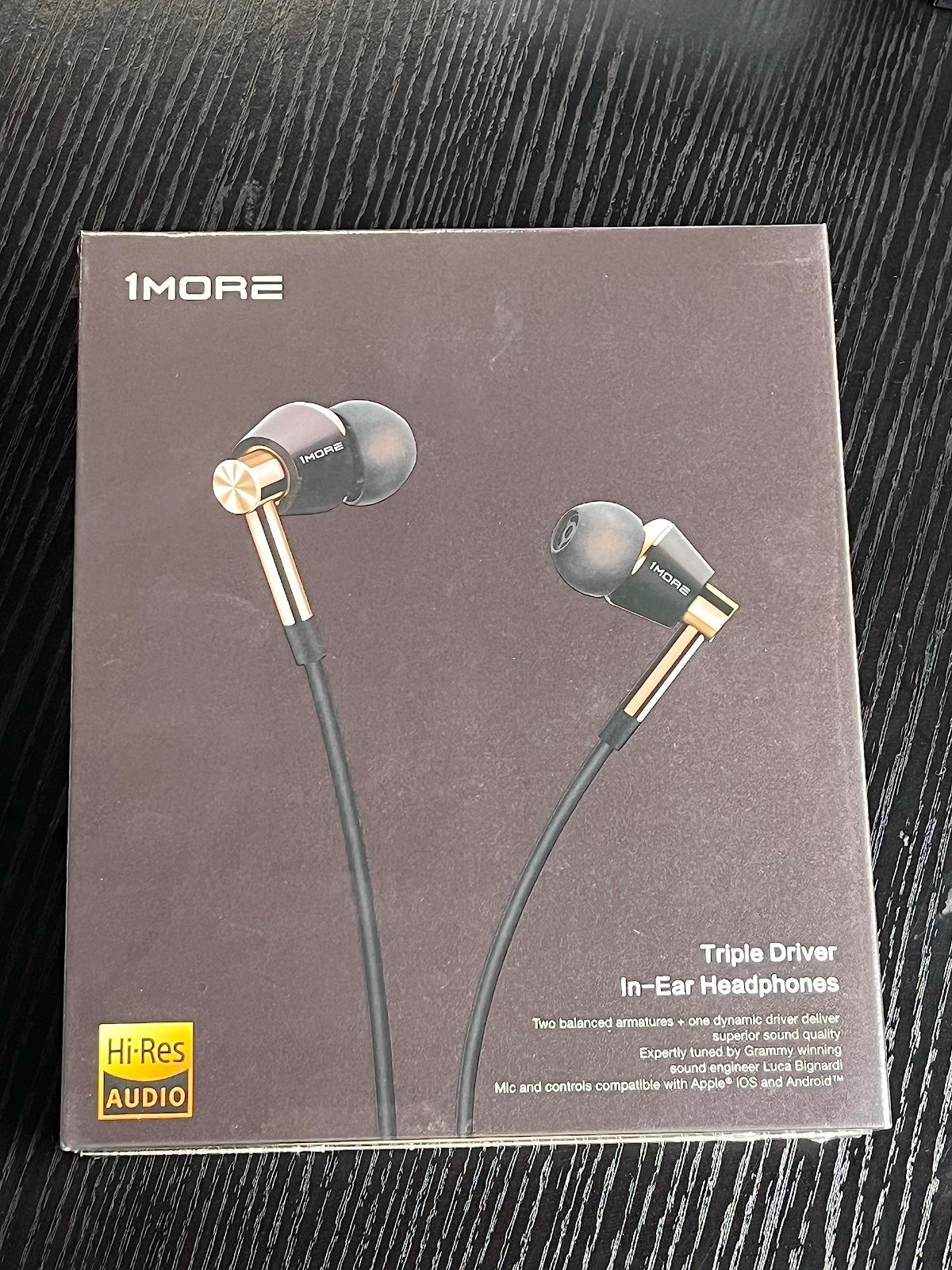 1MORE トリプルドライバー ハイレゾ音源対応 Hi-Res イヤホン
