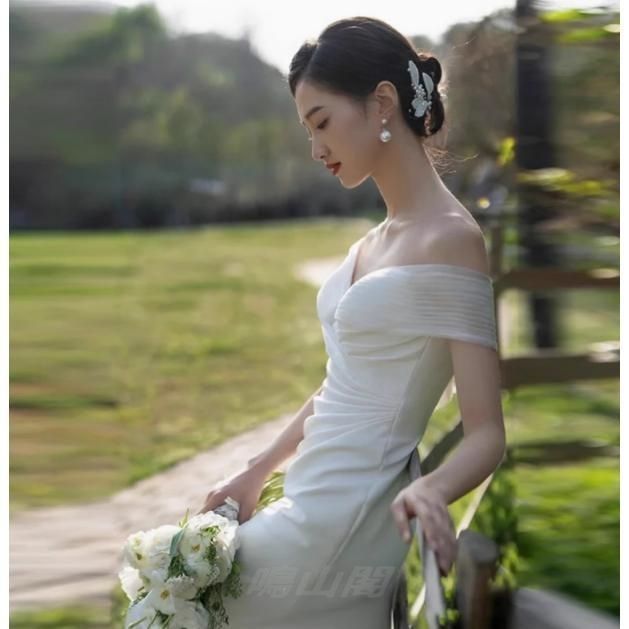 ウェディングドレス ウエディングドレス 二次会 結婚式 前撮り ブライダル ロングドレス 花嫁 スレンダードレス スレンダーラインドレス サWP特別価格104