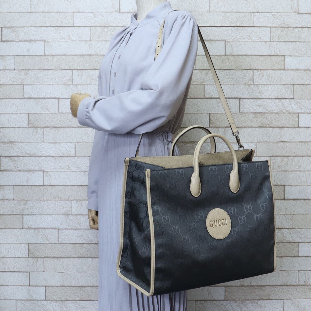 グッチ オフザグリッド ショルダーバッグ ナイロン 630353 グレー ユニ  