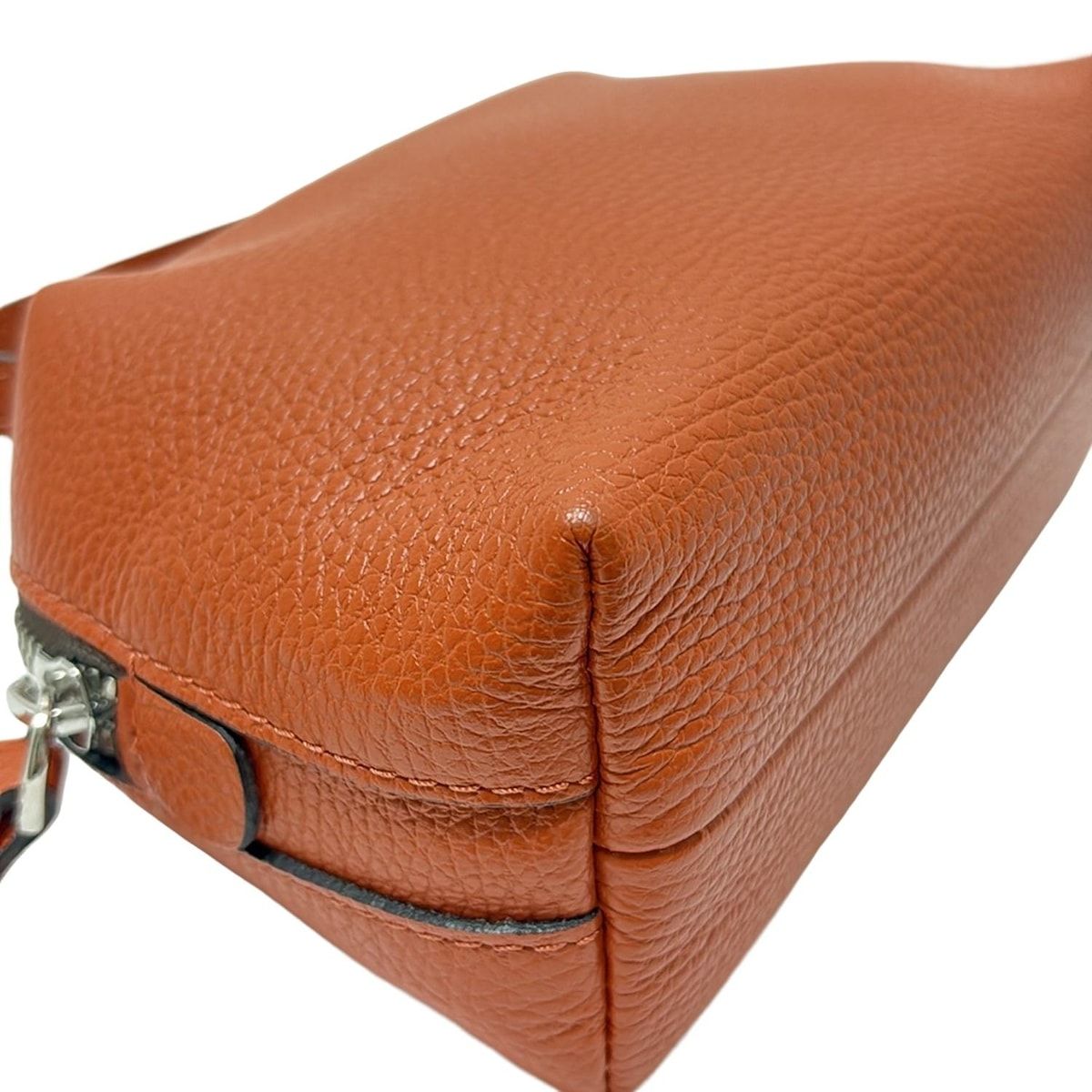 GIANNI CHIARINI 本革ハンドバッグ オレンジ　美品 GIANNICHIARINI(ジャンニキャリーニ/ジャンニキアリーニ