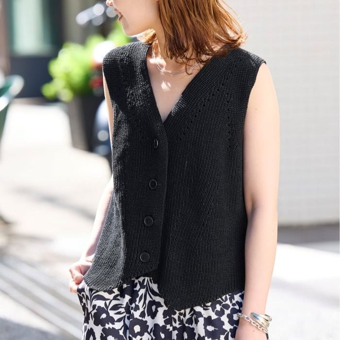 SLOBEIENA(スローブイエナ)ニットジレ SLOBE IENA（スローブイエナ）の「ニットジレ（ベスト）」 - WEAR