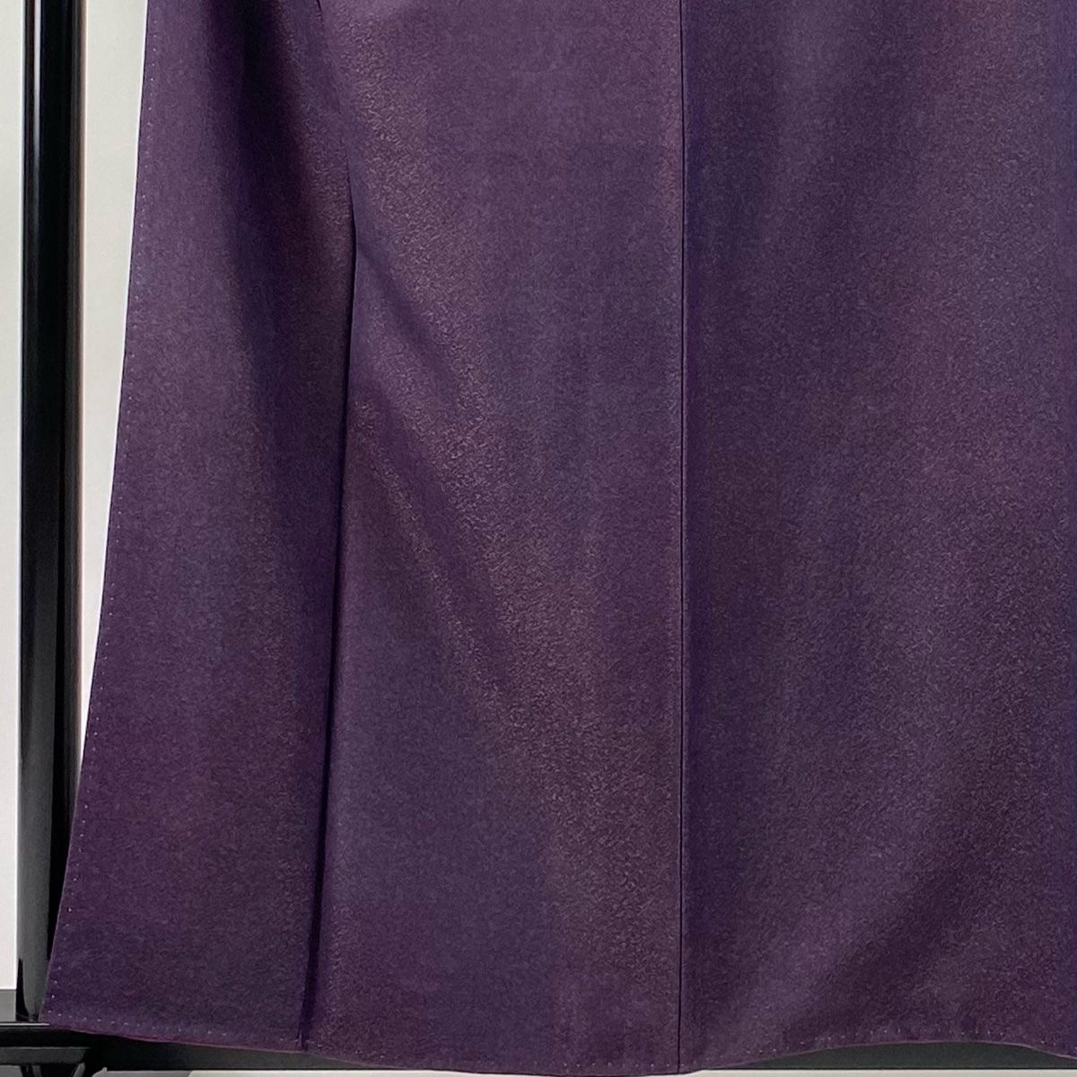 付下げ 身丈159cm 裄丈66cm M 袷 草花 花食い鳥 金通し 刺繍 濃紫 正絹