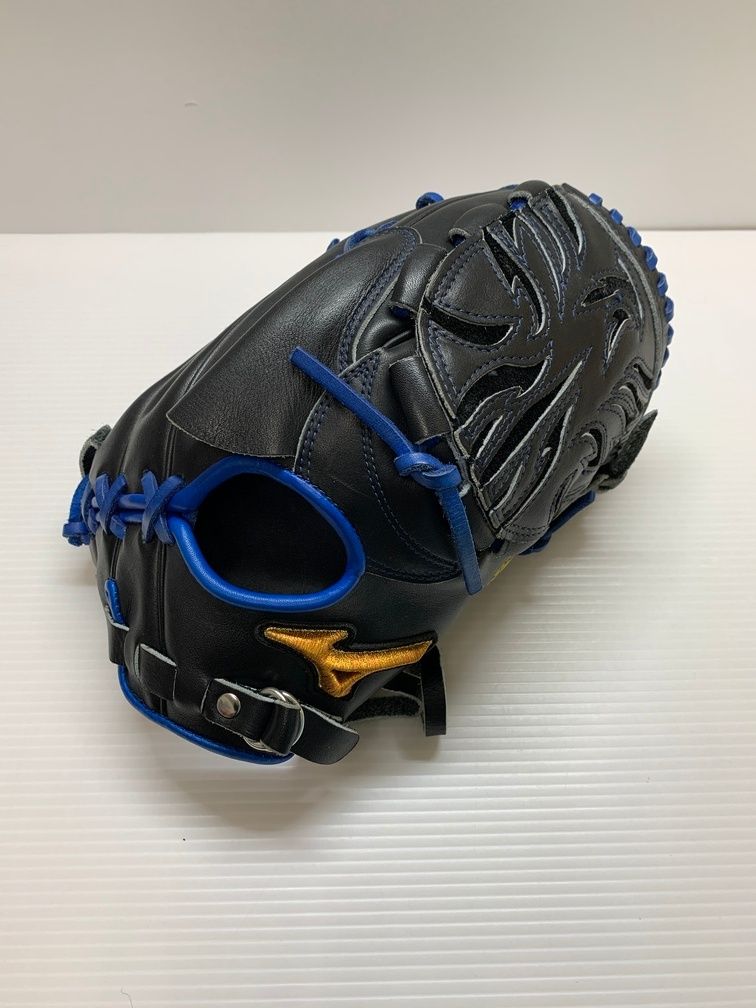 MIZUNO ペナント・ウイナー軟式グローブ GIANTS 小林刺繍入り MIZUNO ペナント・ウイナー軟式グローブ GIANTS 小林刺繍入り