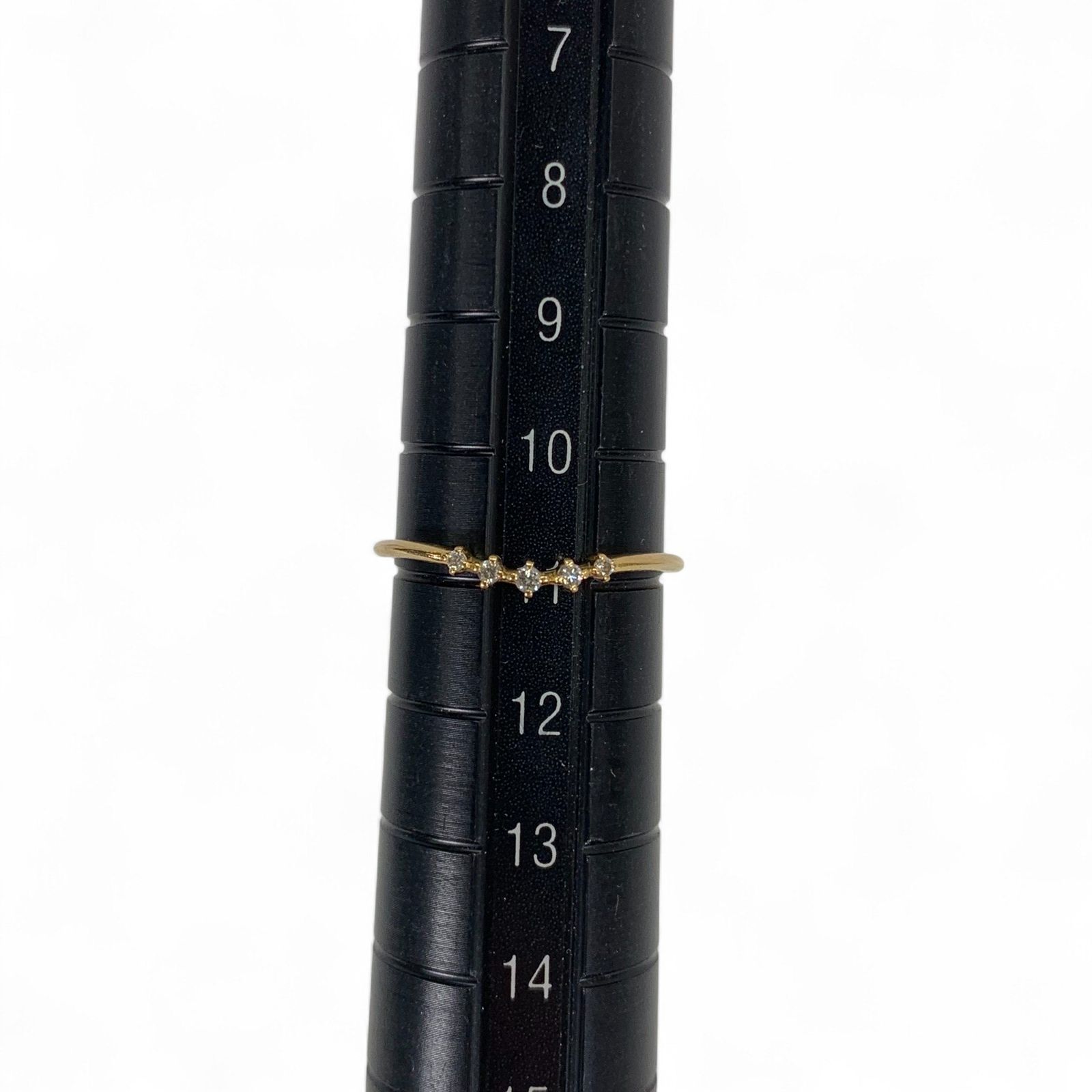 約0.9g