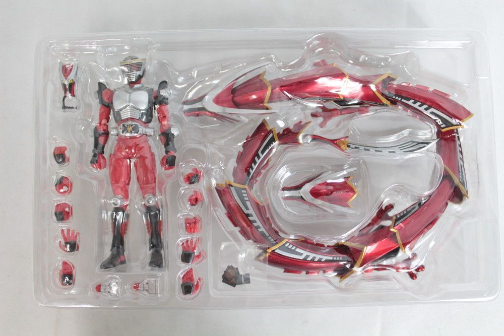 フィギュアーツ