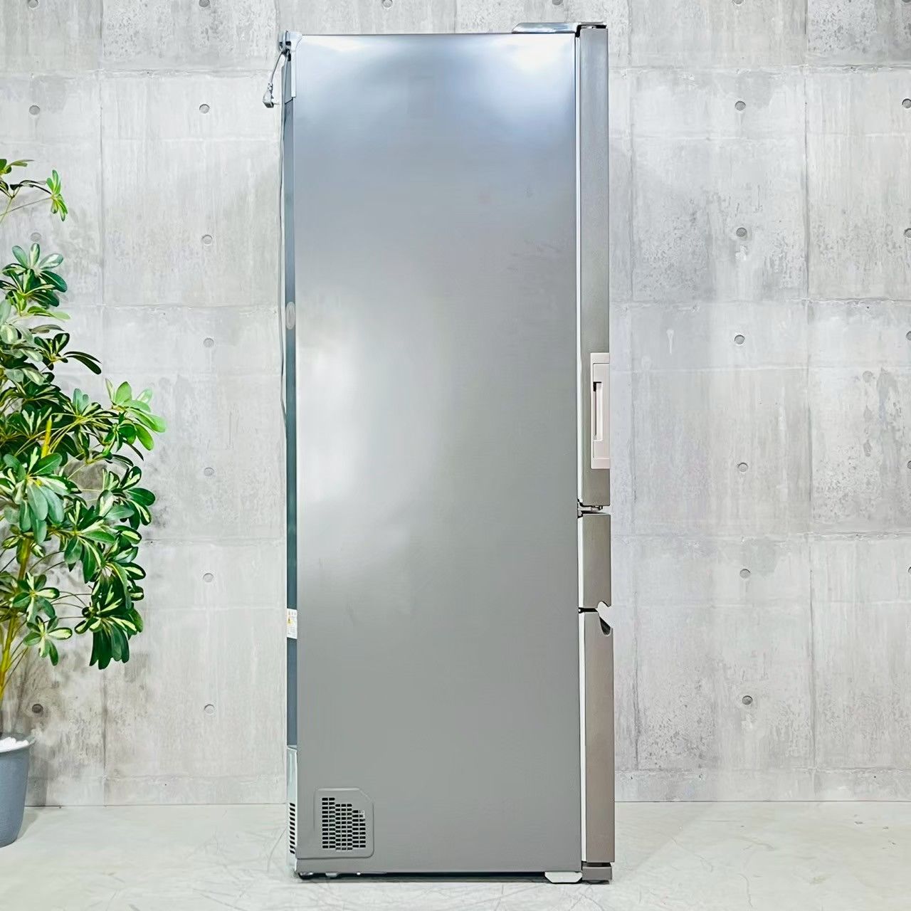 4ドア冷蔵庫 415L