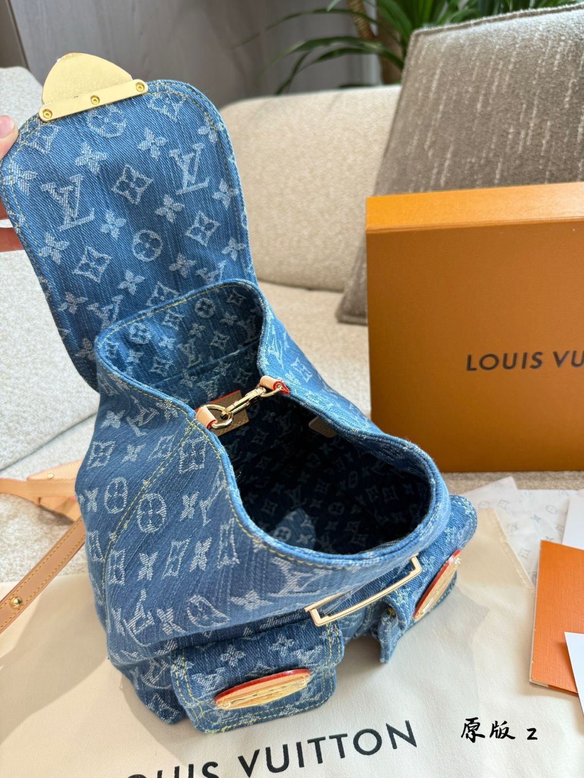 【荷物がたくさん入る！】ルイヴィトン トートバッグ デニム 荷物がたくさん入る！】ルイヴィトン トートバッグ デニム