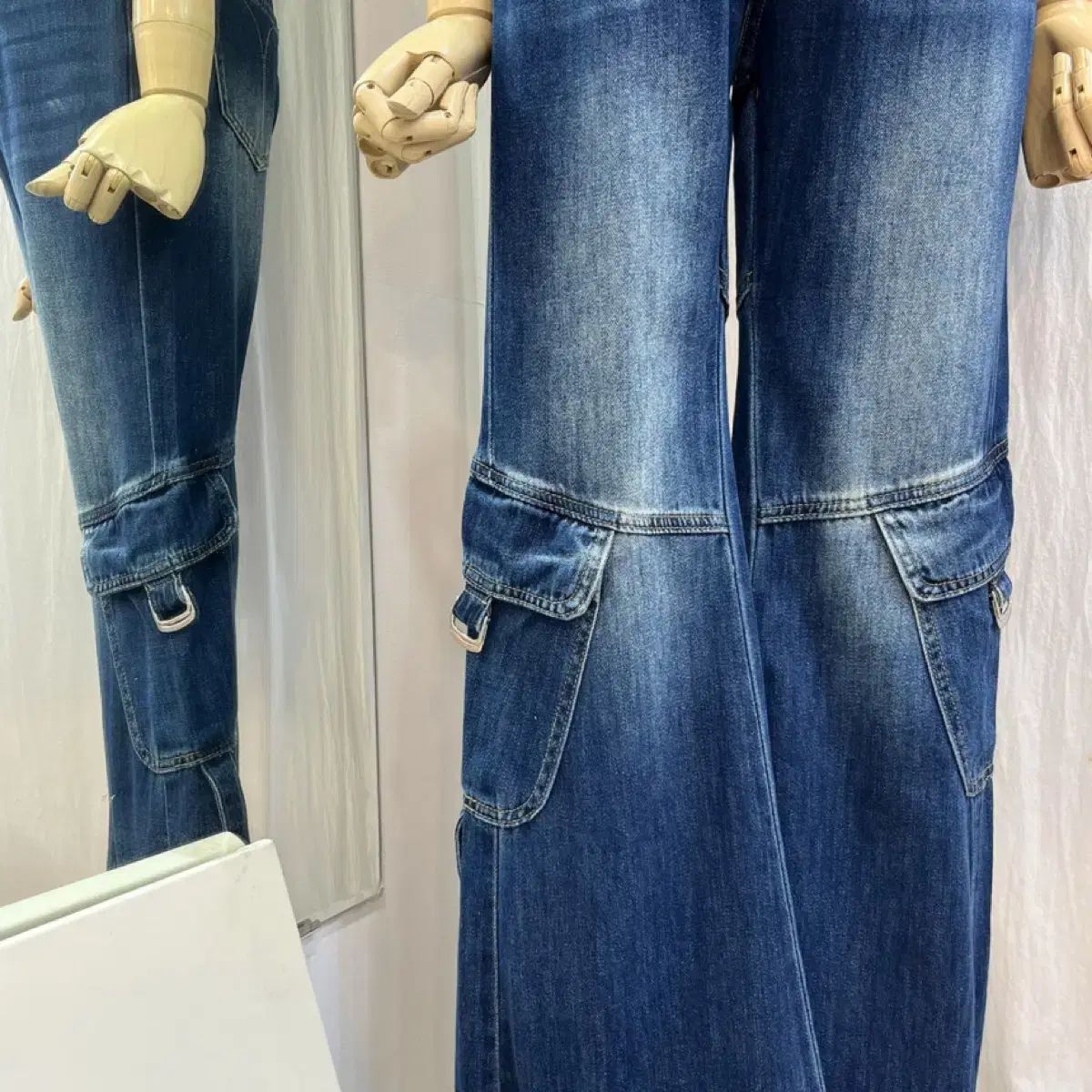 ベルト付きパンツ