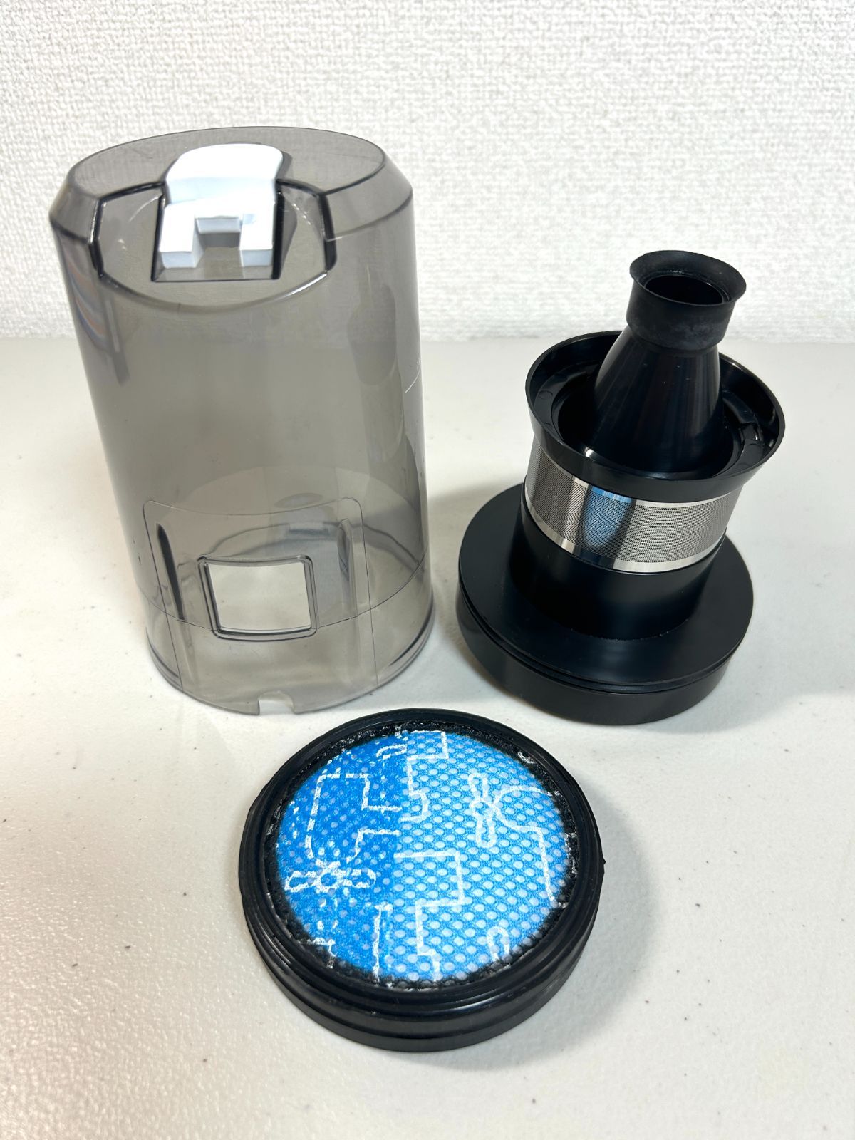 ハイアール 掃除機 コードレス サイクロン 2022年製 充電式