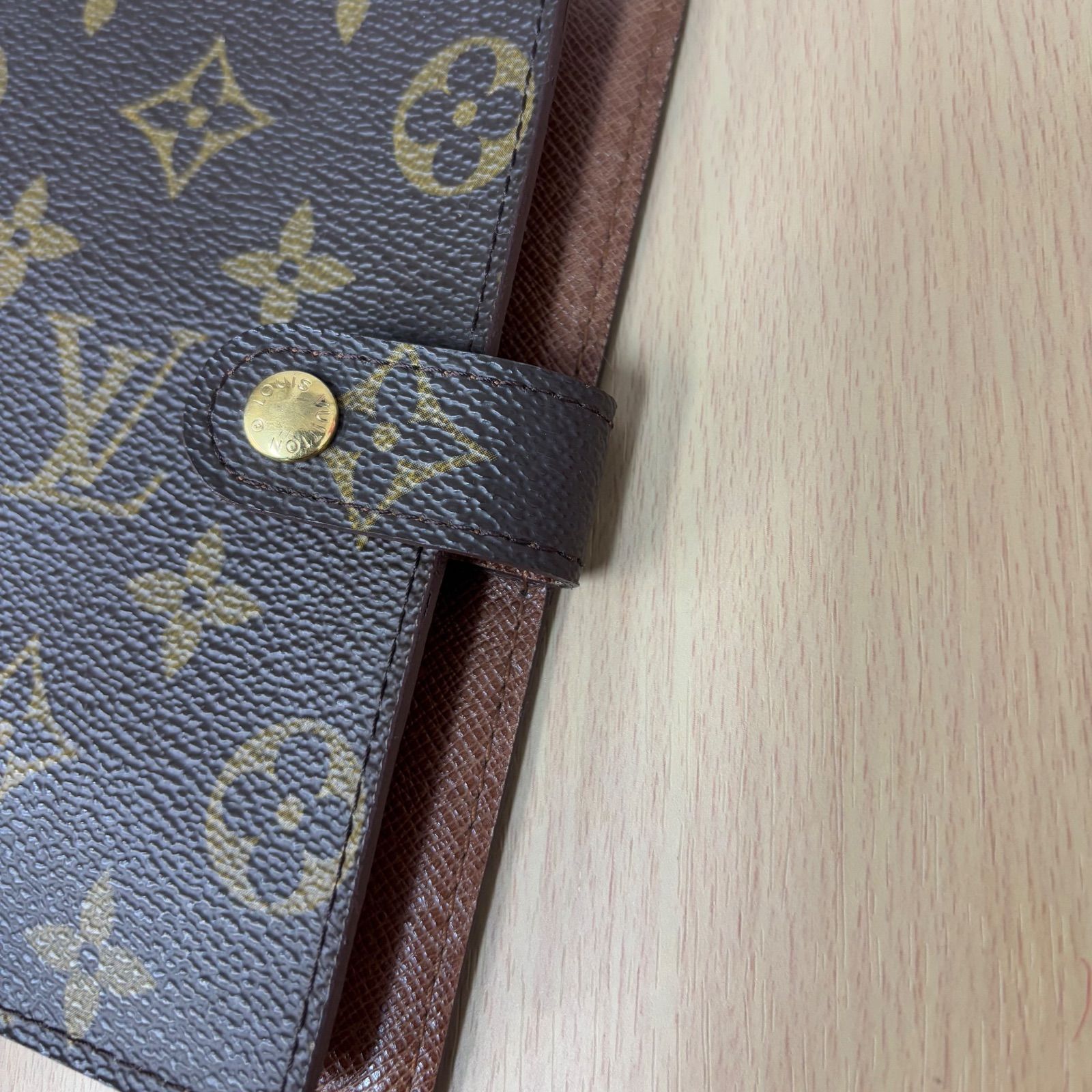 ルイヴィトン LV