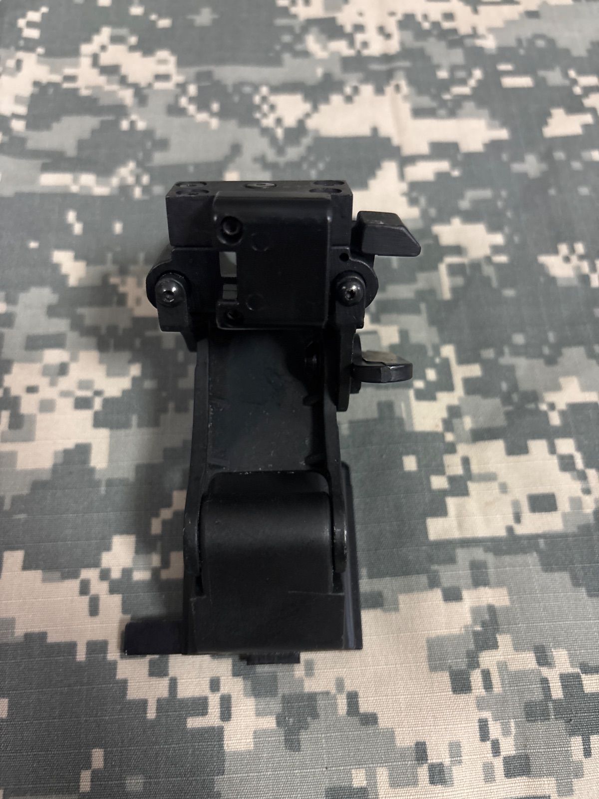 ナイトビジョンマウント