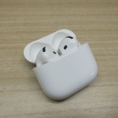 Apple AirPods 4 (ANC) 本体 MXP93J/A Apple AirPods 4 アクティブノイズキャンセリング搭載モデル