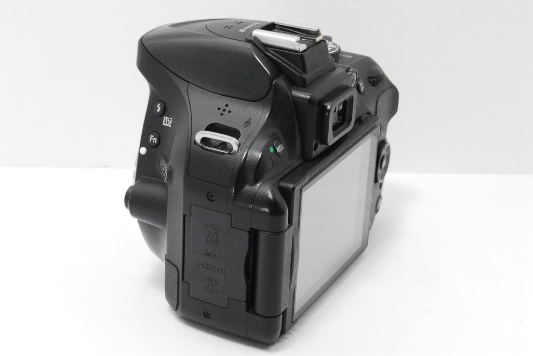 ❤シャッター数新品級 Nikon D5200 一眼レフ スマホ転送 ニコン