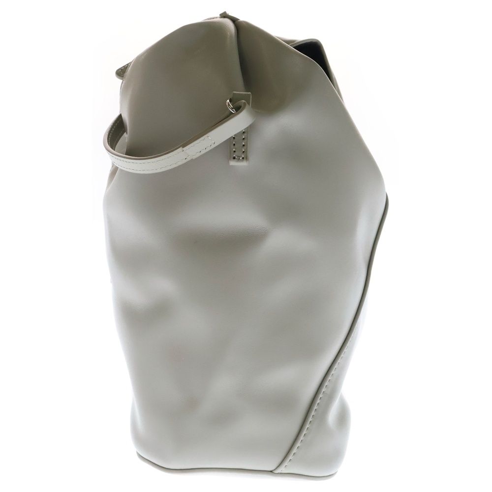 maison margiela レザーチャーム MM6 Maison Margiela (エムエムシックスメゾンマルジェラ