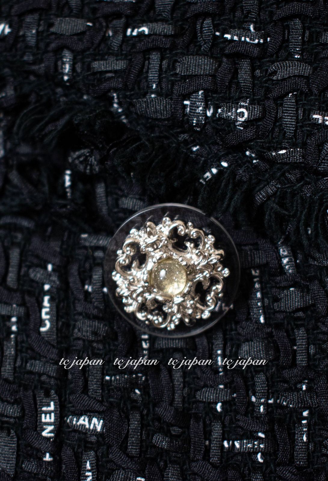シャネル ジャケット CHANEL 131万 ブラック ロゴ リボンテープ 憧れの