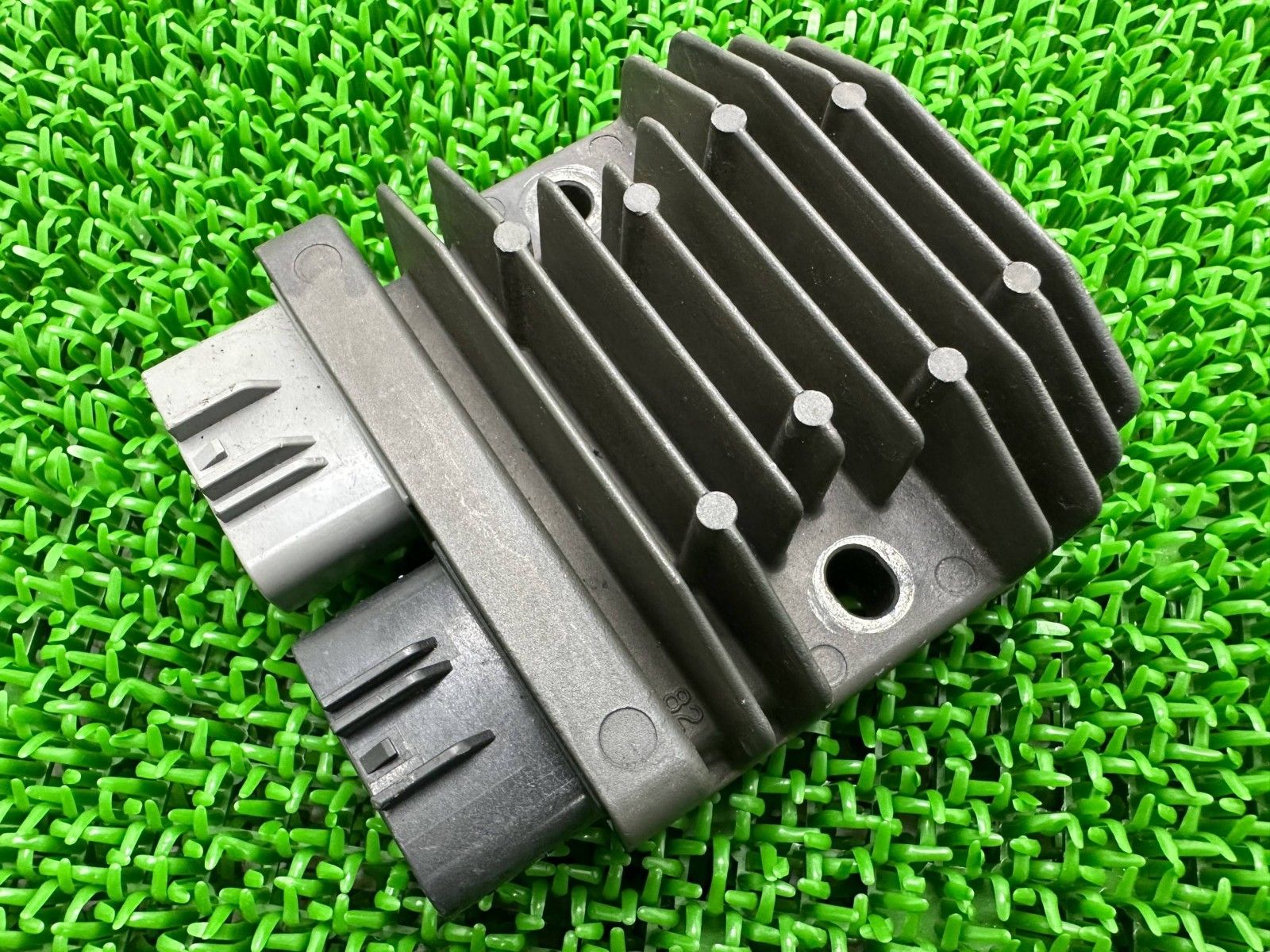 MT-09 レギュレター ヤマハ 純正 バイク 部品 RN34J 5ピン MOSFET レギュレーター レクチファイアー 車検 Genuine Pt