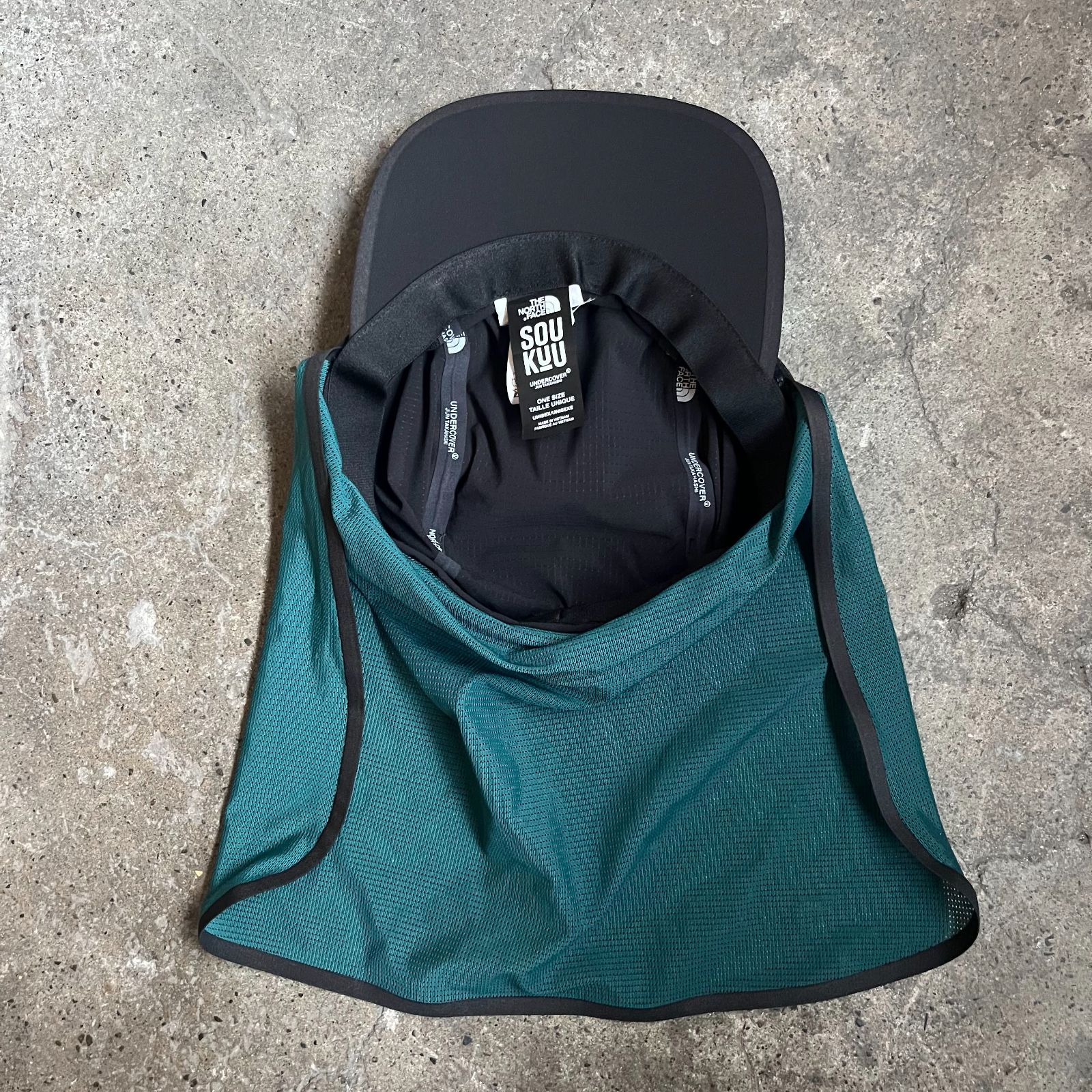 soukuu トレイルランサンシールドハット キャップ ブラック UNDERCOVER × THE NORTH FACE SOUKUU Trail Run Sunsheld Hat