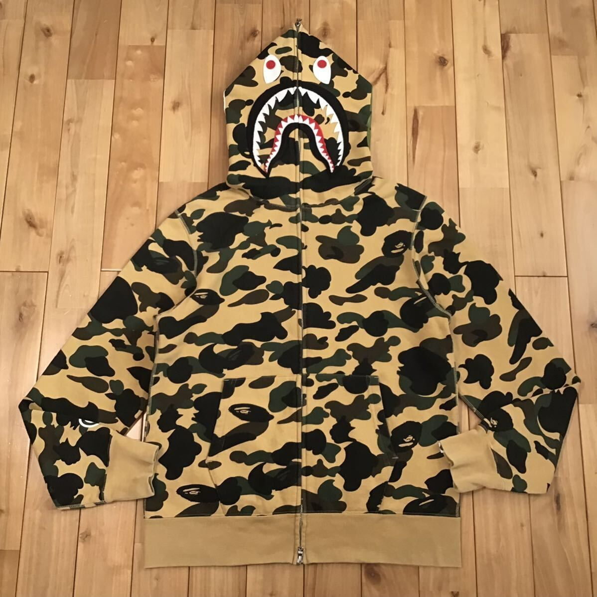 1st camo yellow シャーク パーカー Lサイズ shark full zip hoodie a bathing ape BAPE エイプ ベイプ アベイシングエイプ 迷彩