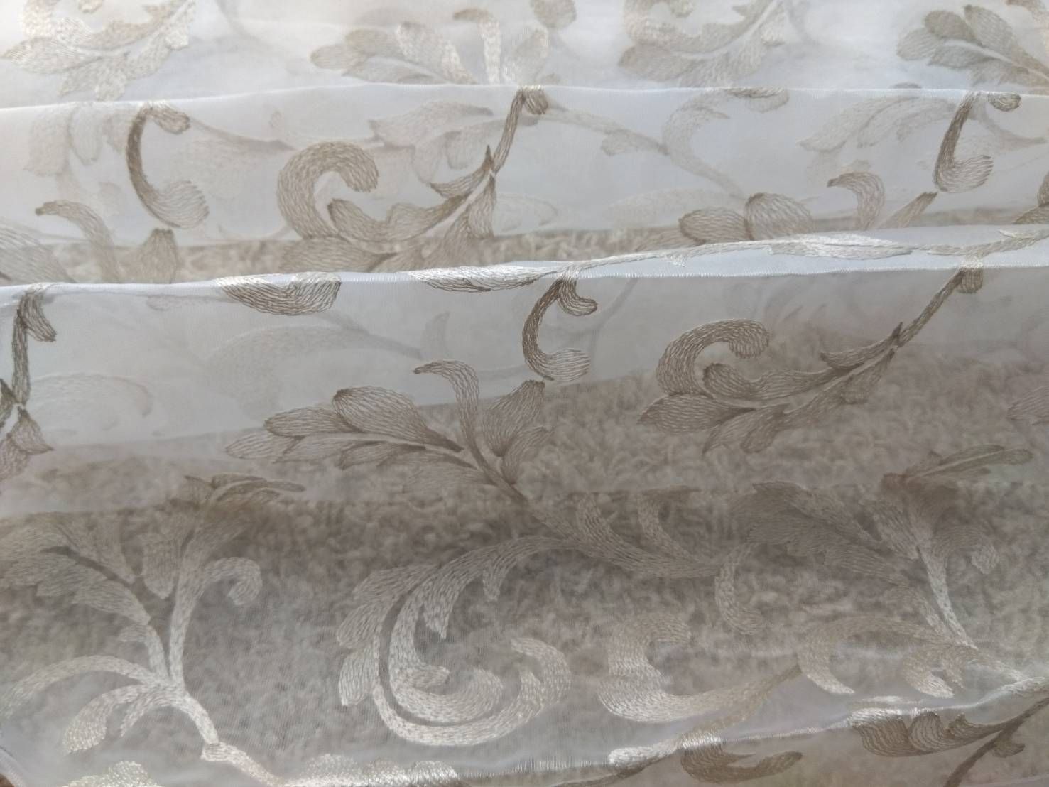 新品・未使用】アニマル柄レース スワッグバランス