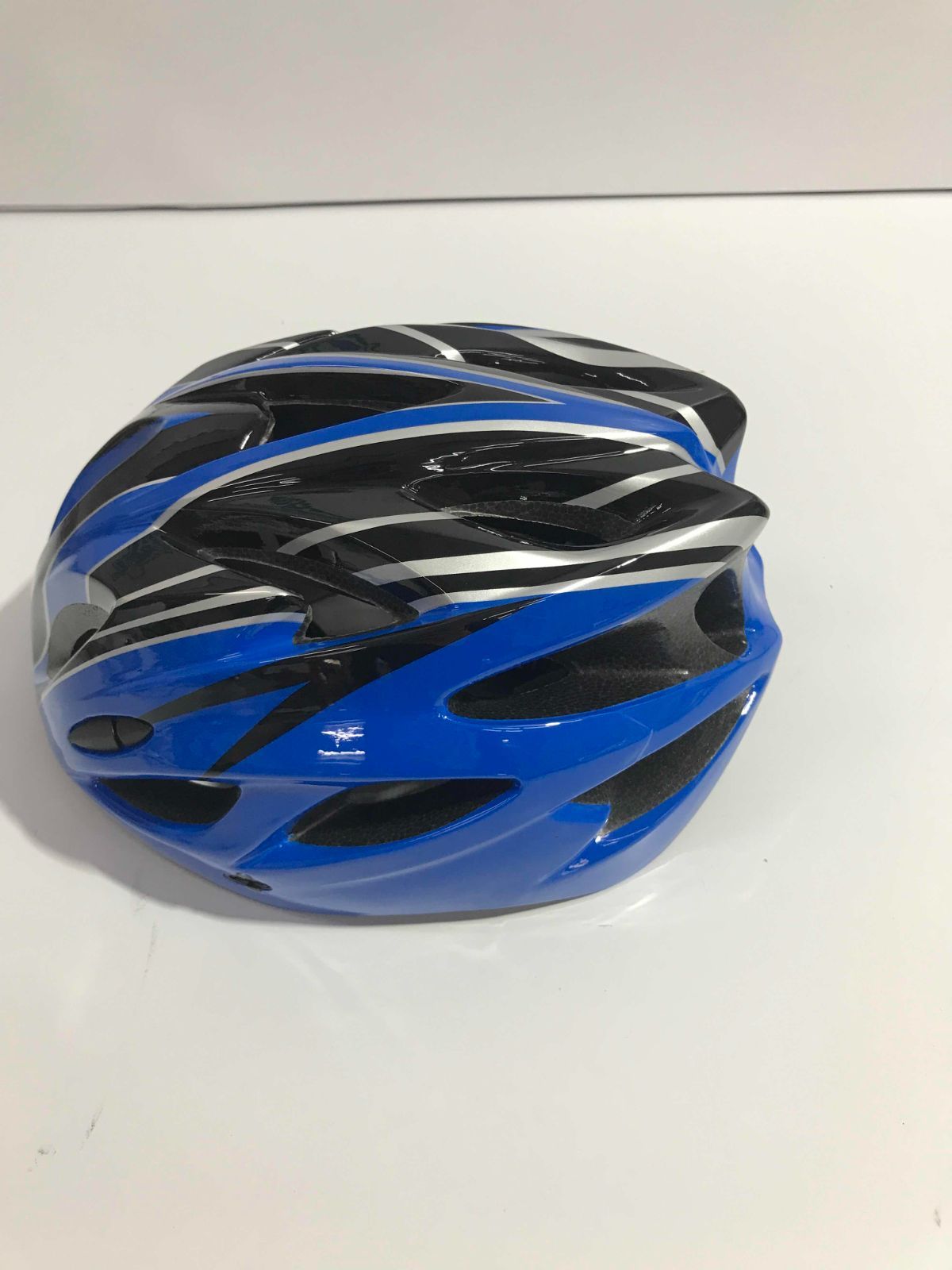 軽量通気性抜群 サイクルヘルメット EGB-YYB01-BLBK - メルカリ