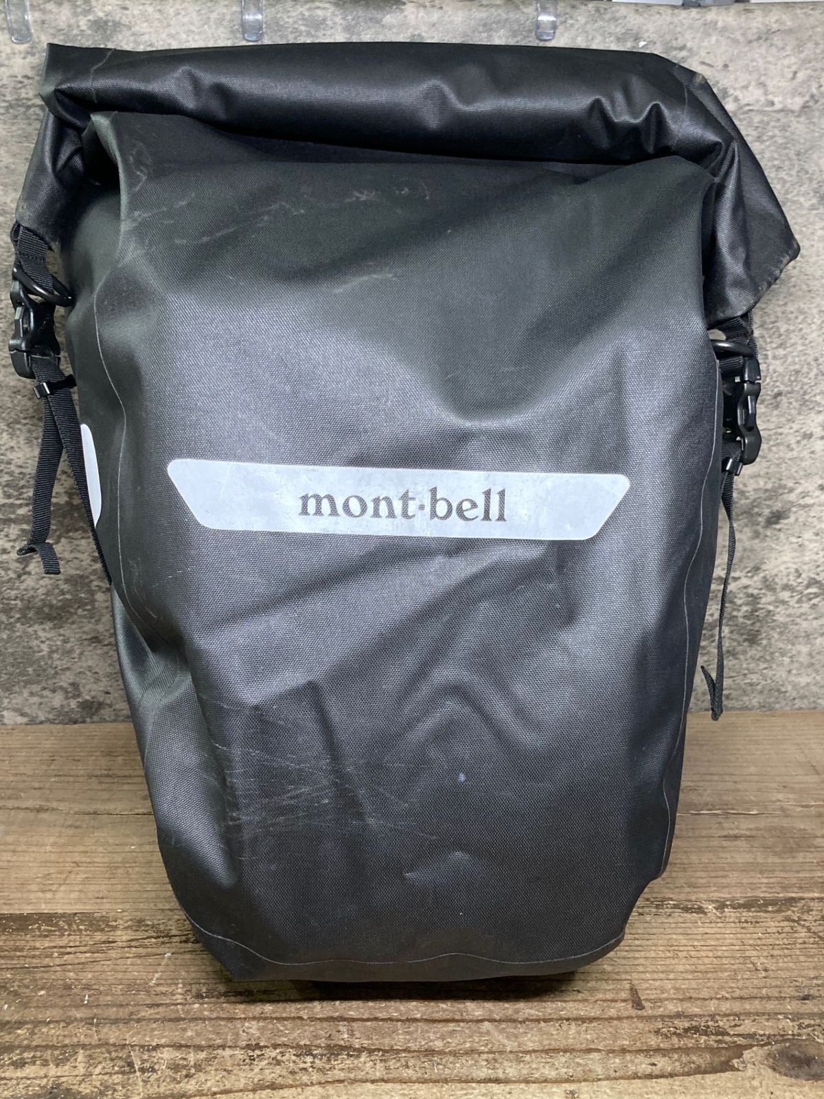 mont-bellモンベル◾️ドライサイドバッグ パニアバッグ 自転車 黒ブラック ドライ サイドバッグ20｜モンベル