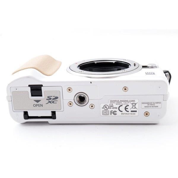 オリンパス OLYMPUS E-PL2 ホワイト レンズキット 美品 SDカード