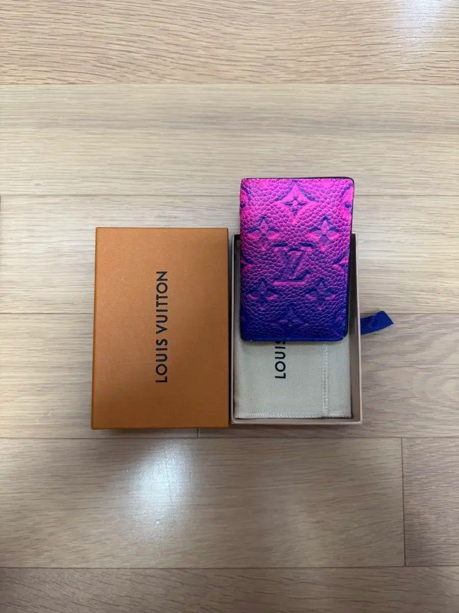 Louis Vuitton(ルイヴィトン) トリヨン オーガナイザー カード