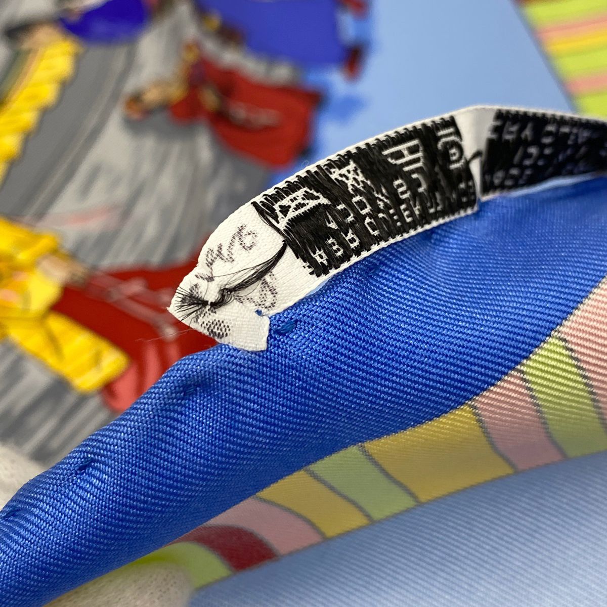 エルメス カレ90 PRIERES AU VENT 風の中の祈り シルク スカーフ