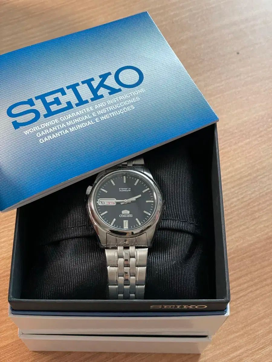 SEIKO セイコー SNK357K1 サイズ 37mm