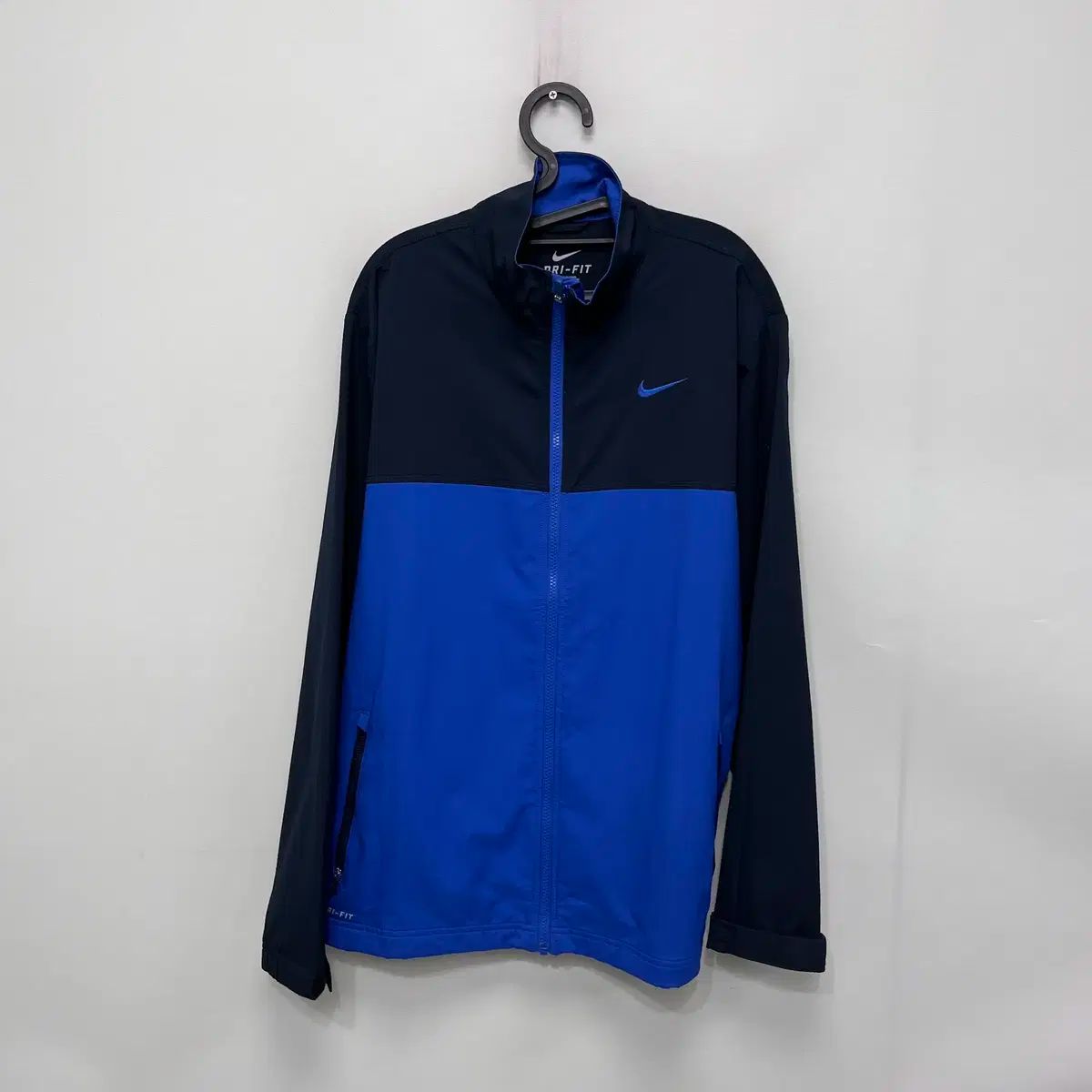 【雷市場（ポンジャン）商品韓国直送】 Nike(ナイキ） メンズ ウインドブレーカー 105