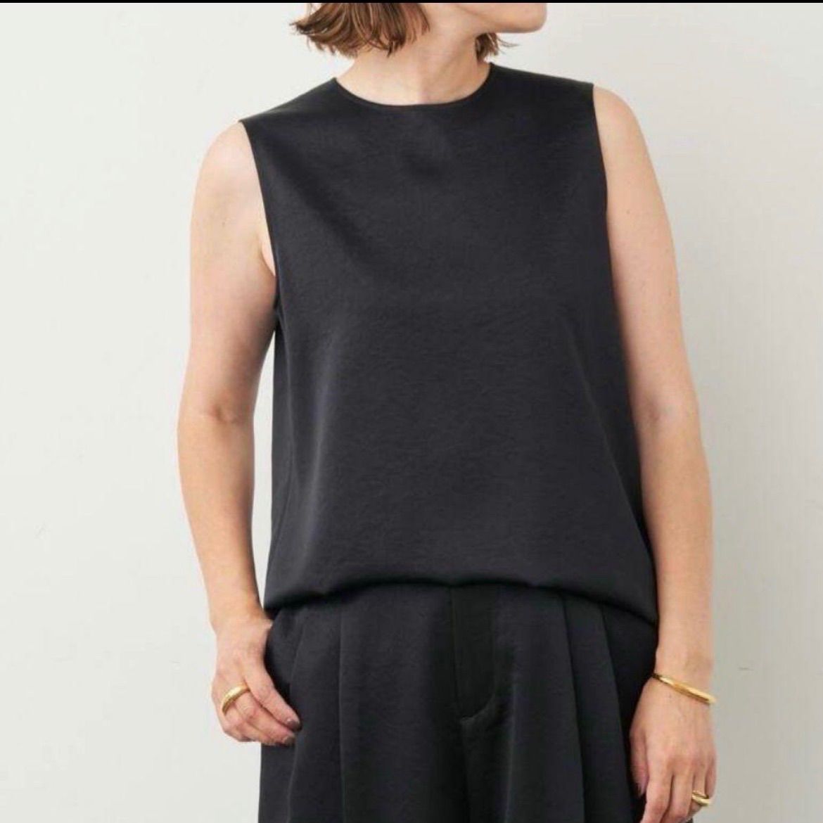 Deuxieme Classe Minimal Satin ブラウス✧ブラック 新品タグ付 Deuxieme Classe Minimal Satin ブラウス ブラック