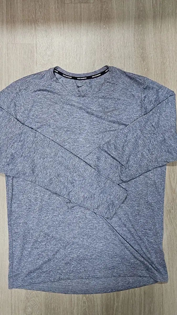 【雷市場（ポンジャン）商品韓国直送】 Nike(ナイキ） ロング スリーブ 長袖 ティー
