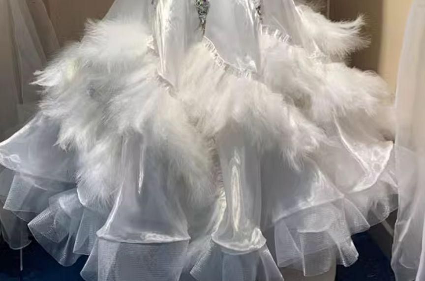 オーダーメイド 社交ダンス衣装 羽根 立体花 モダンダンス