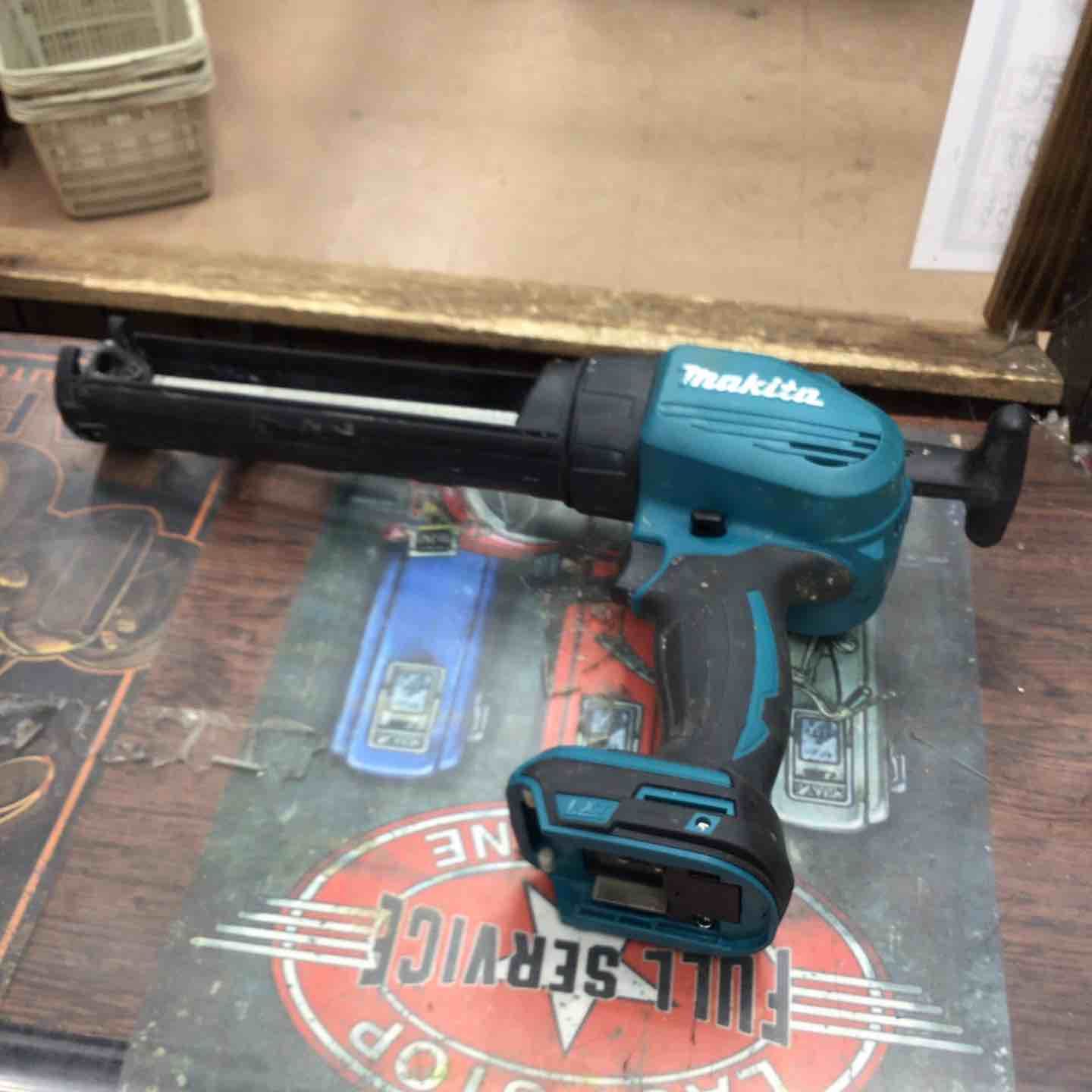 マキタ makita コードレスコーキングガン CG180DZ 草加店