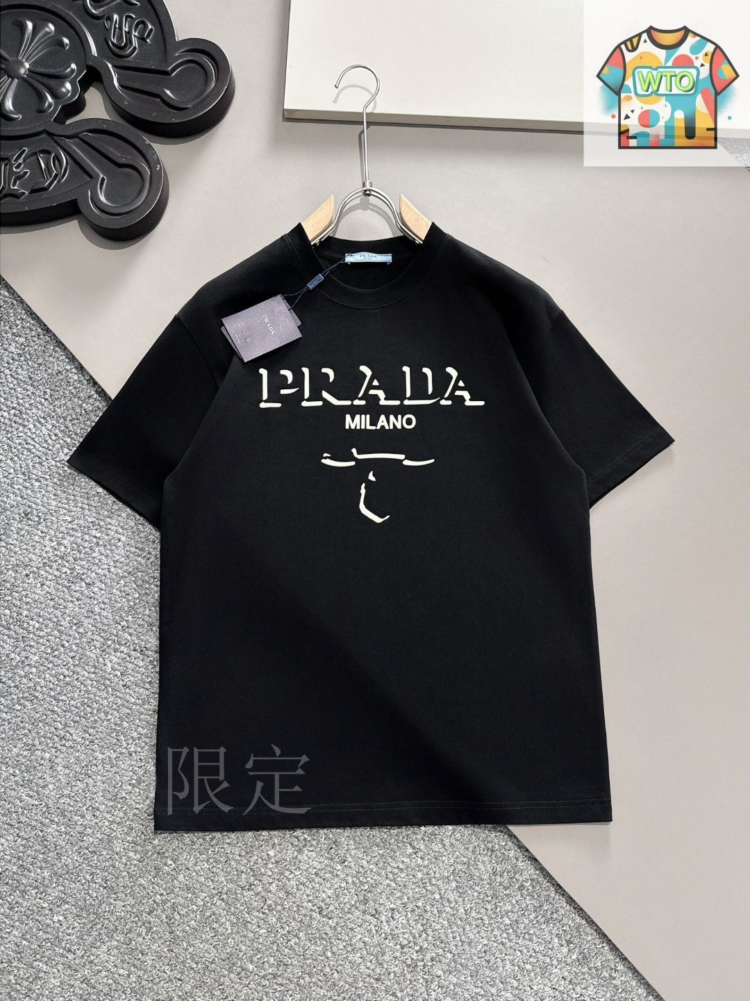 今日特価】プラダ 2025 プリント T シャツ-WTO輸入-NOO82 - メルカリ