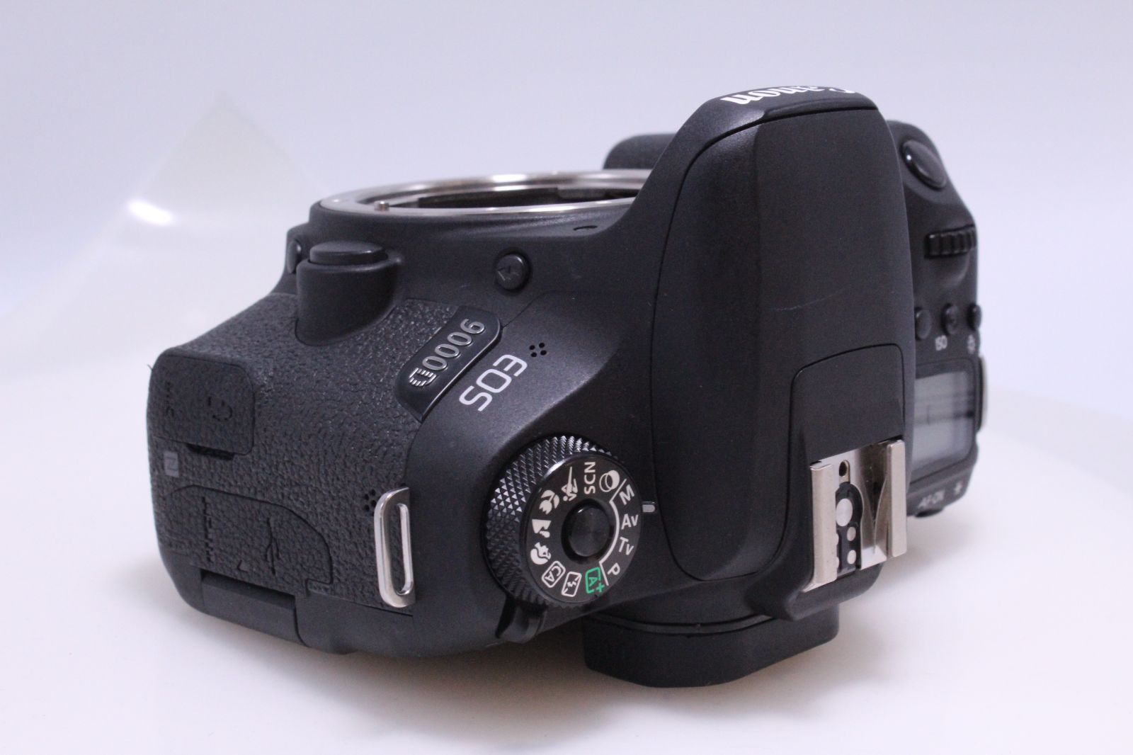 EOS9000D