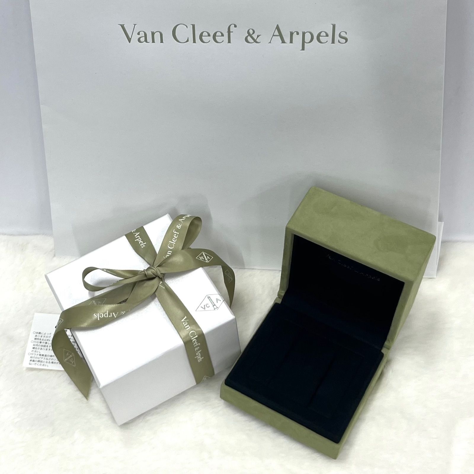 VanCleef\u0026Arpels ヴァンクリ リング空箱➕リボン➕ショッパー