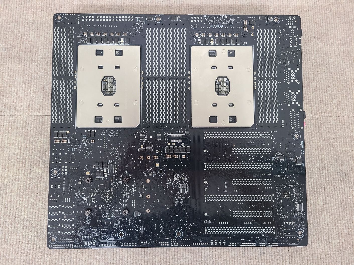【新品】ASUS WS C621E SAGE ワークステーションマザーボード gvNh73lQZn4BZt8G_setting_xxx_0