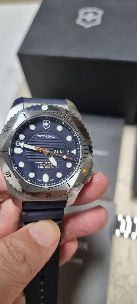 VICTORINOX ビクトリノックス ダイバー 時計 オートマティック 青文字盤